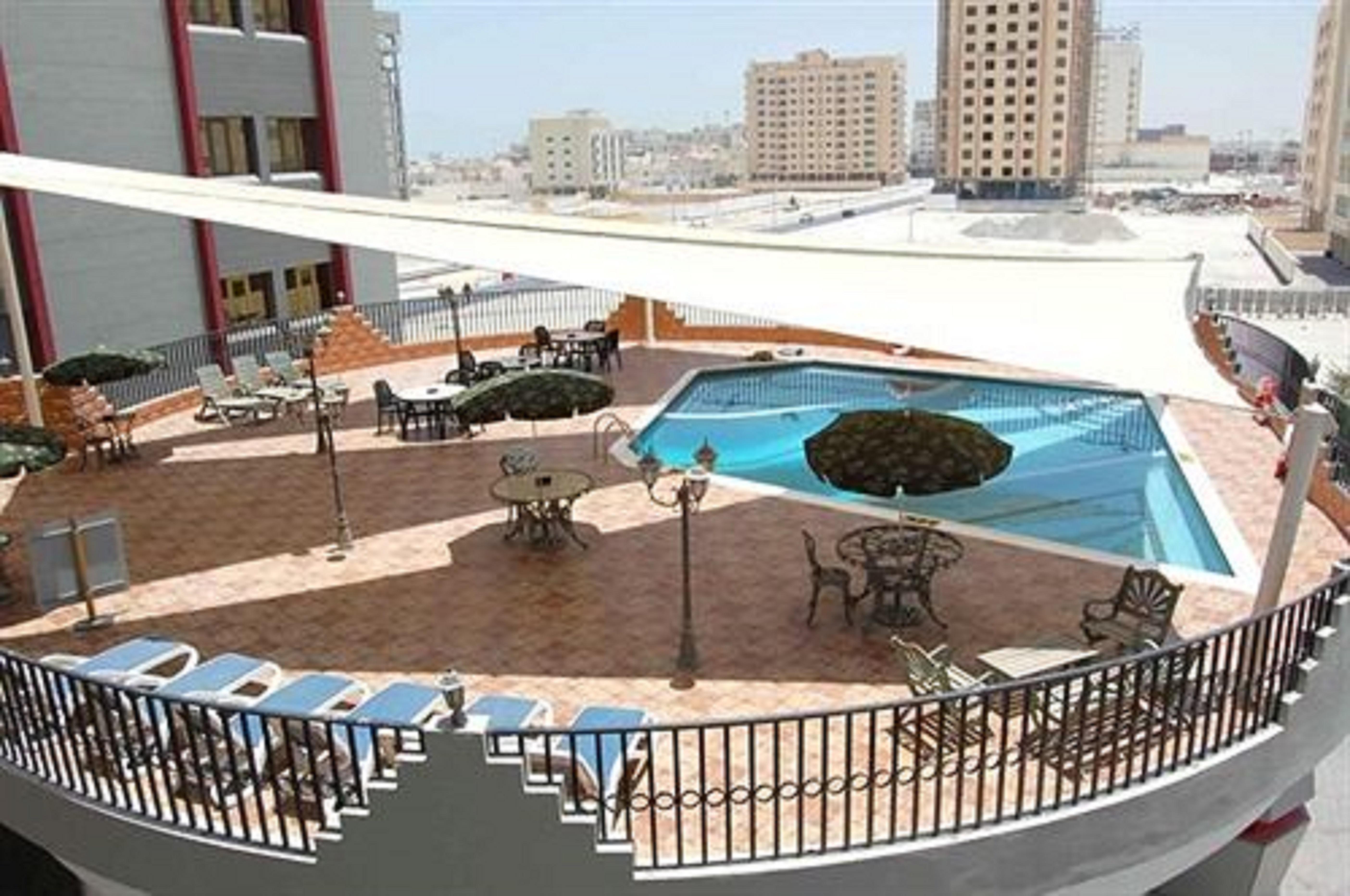 Panorama Hotel Manama Exterior foto